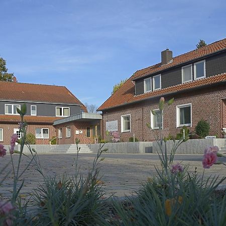 Hotel Zur Erholung & Restaurant Amme'S Landhaus Eicklingen Luaran gambar