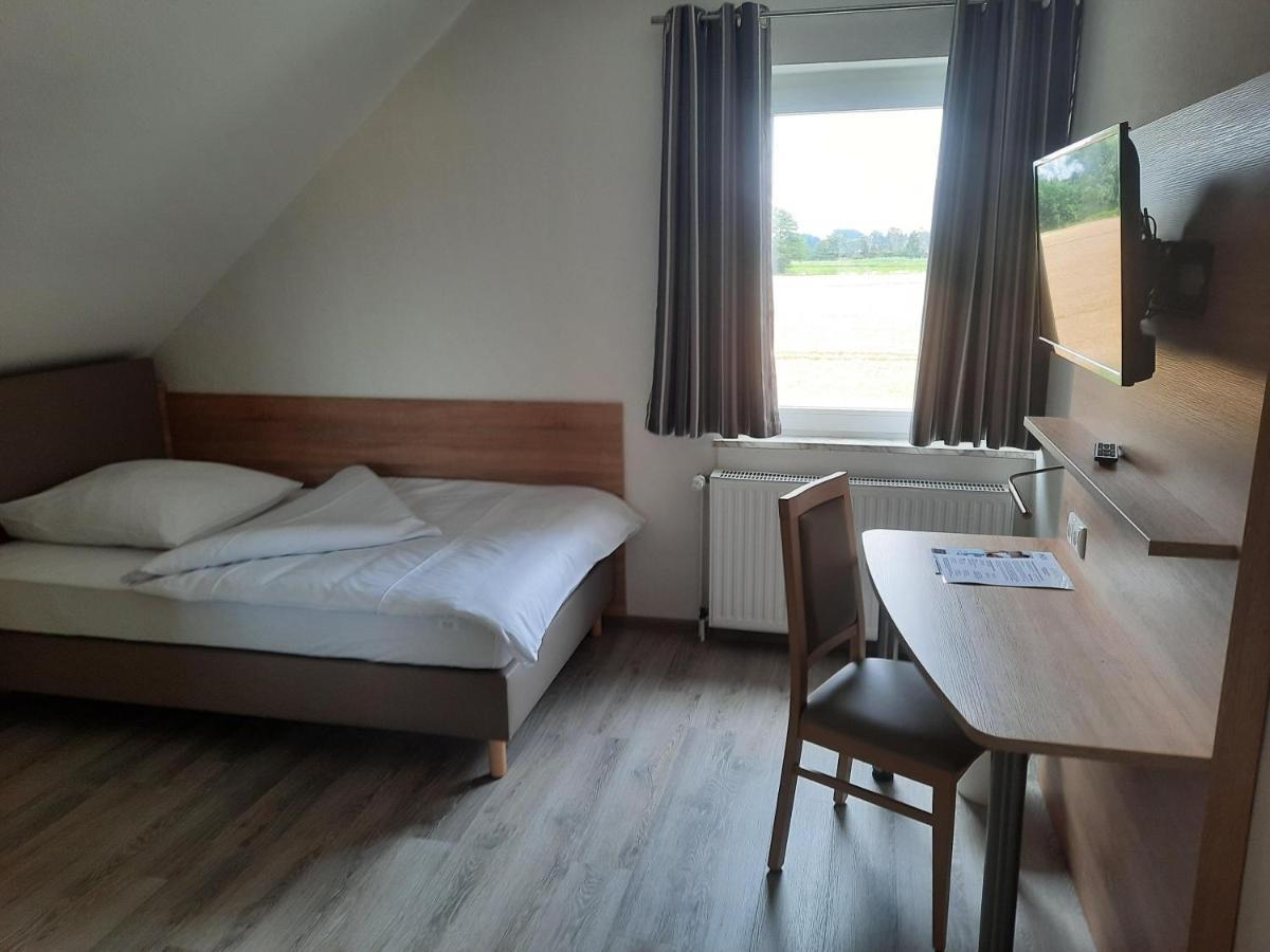 Hotel Zur Erholung & Restaurant Amme'S Landhaus Eicklingen Luaran gambar